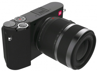 Xiaomi YI M1 42.5mm F/1.8 и 12-40mm F/3.5-5.6 black Фотоаппарат
