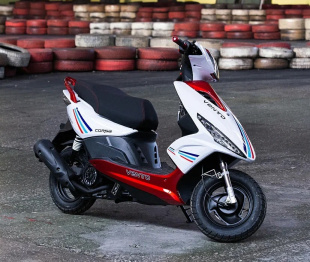 VENTO CORSA 49 cc (150)  сигнализация(103кг/105кг) (RED/WHITE) скутер